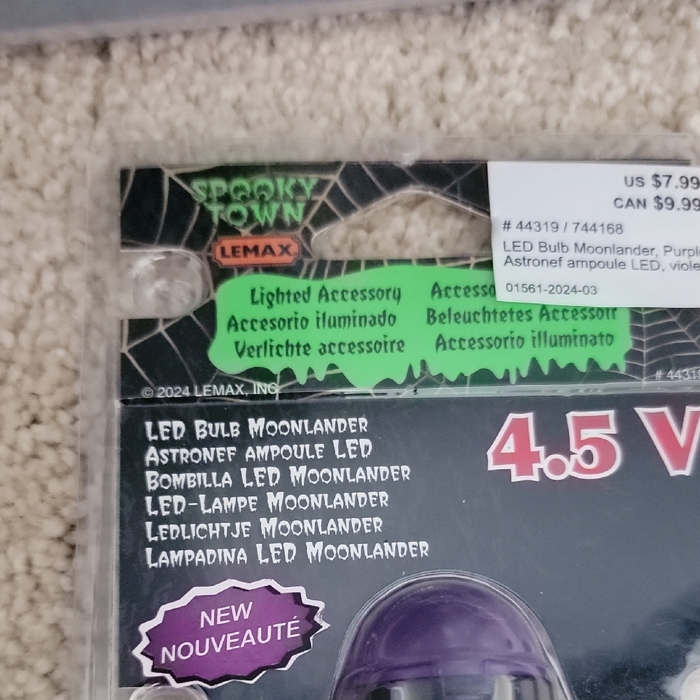 Lemax New Spooky Town LED Moonlander Green and Purple - Picture 8 of 9